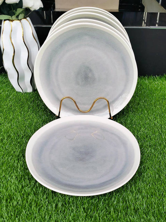 A set of 6pcs  dinner plates