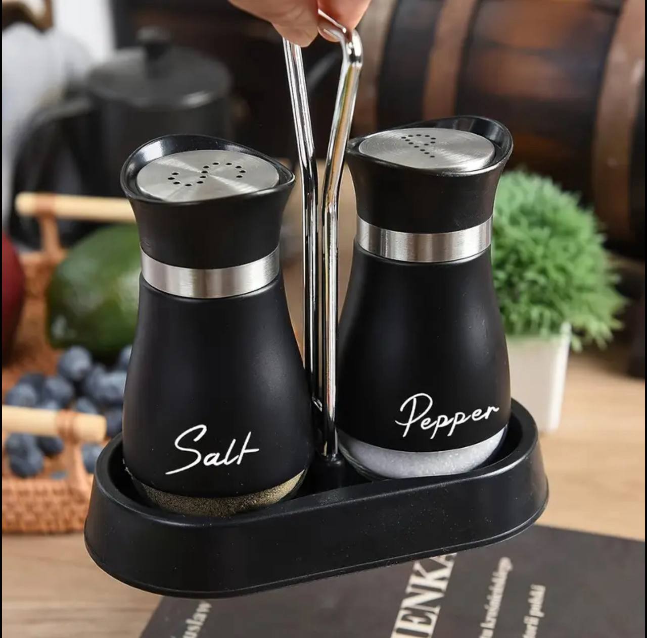 Seasoning glass salt and pepper shake set with holder
