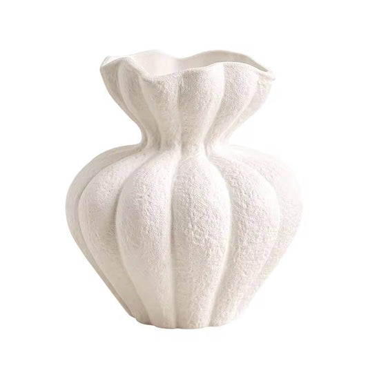 French High-End Retro Art Decoration White Petal Shaped Ceramic Vase