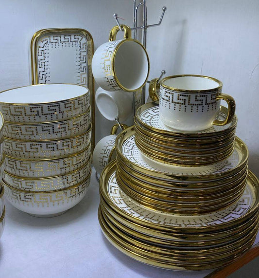 32pc golden dinner sets
