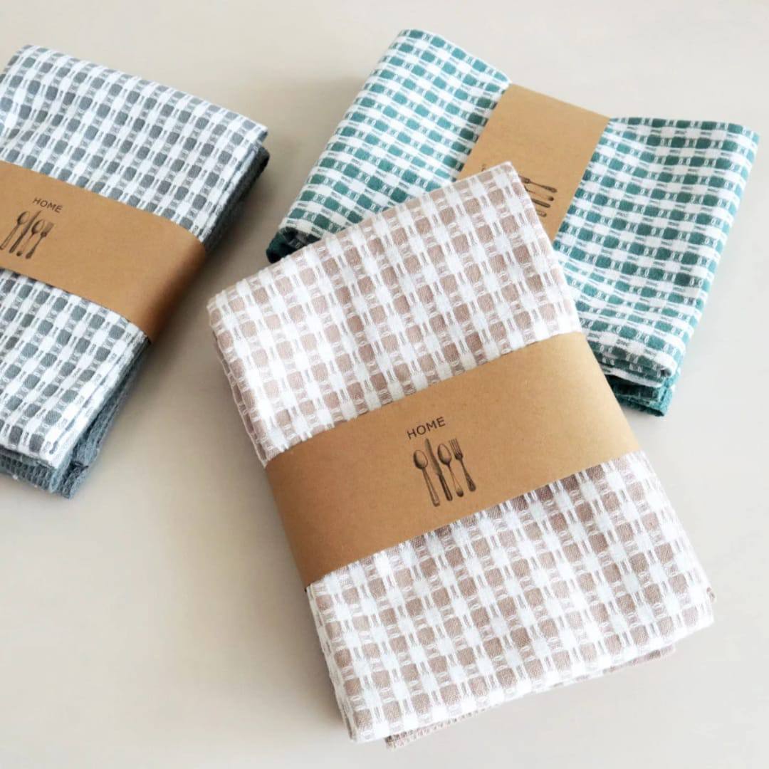 Checked Waffle Weave Kitchen Towels – Soft, Absorbent & Stylish