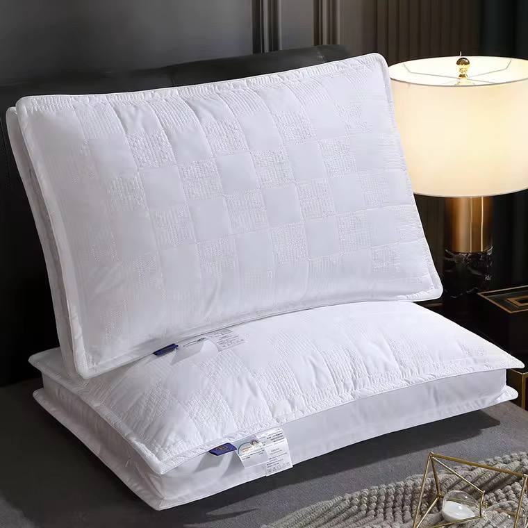 Bounce back premium fiber pillow