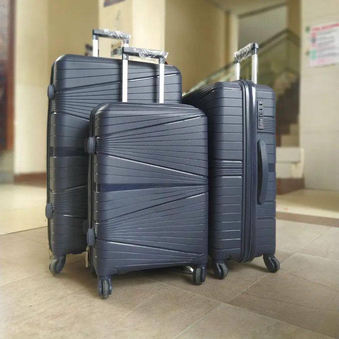 3 in 1 Luxurious Unbreakable PP Suitcases