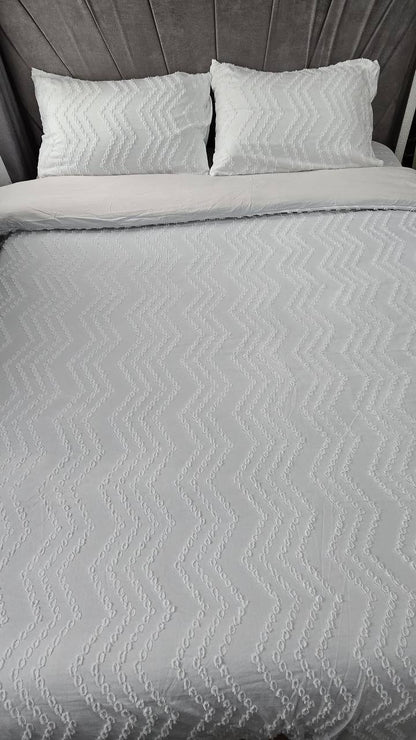 3pc Tufted  Wave Duvet cover set