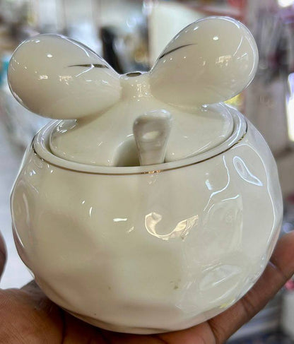 Ceramic sugar dishes