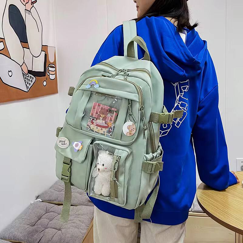 Casual style high capacity school bag.