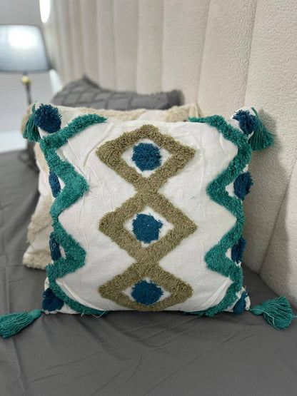 Fancy TUFTED/BOHO throw pillow covers with tassels