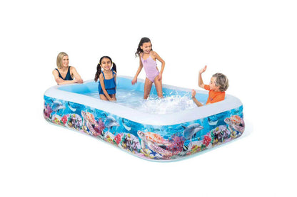 Flowered Holiday Fun Starts Here! Splash & Play Time