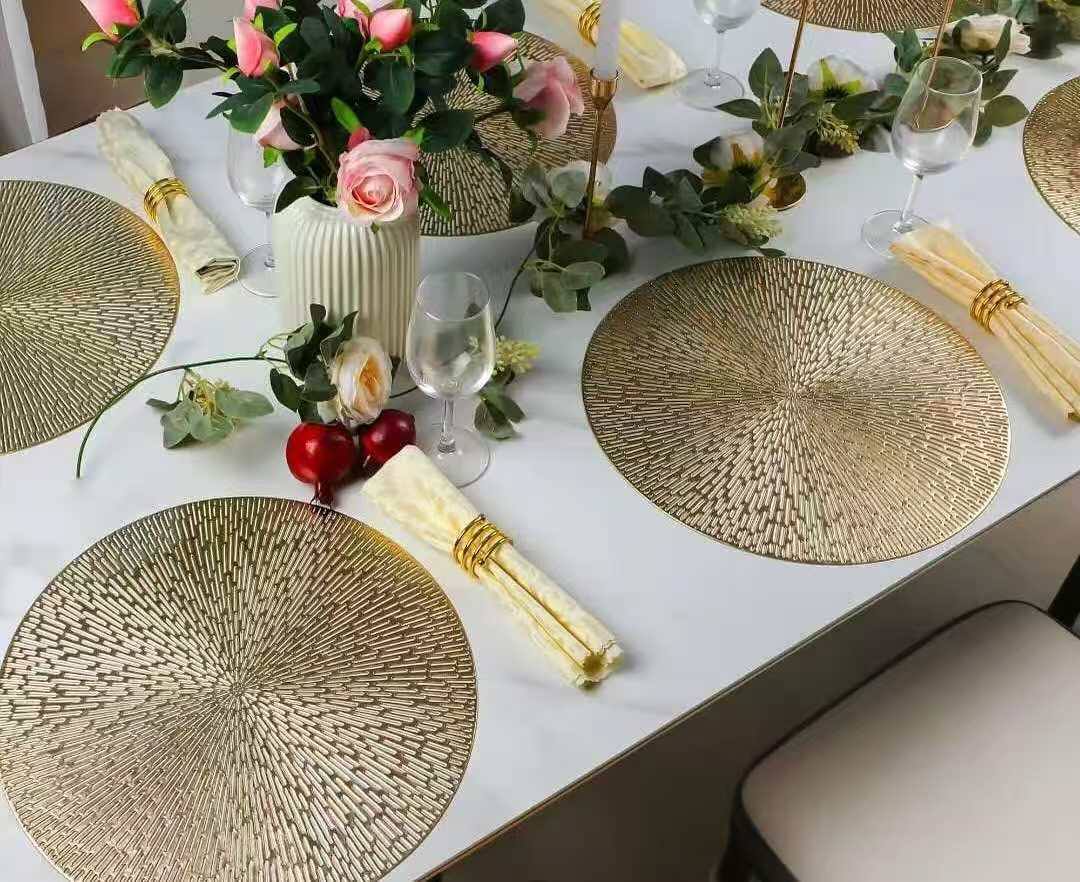 Round table mats 
6pcs set
