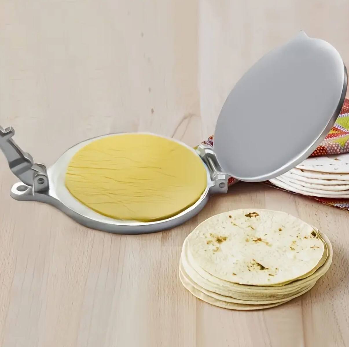 Strong Aluminium Tortilla press (chapati press)