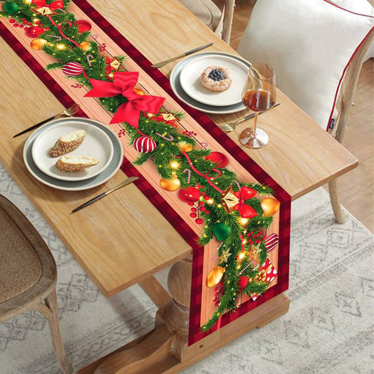 Christmas table runners with 5 table mats