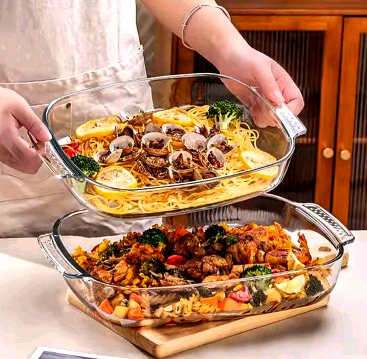 3pcs BAKING & MICROWAVEABLE glass casserole tins
