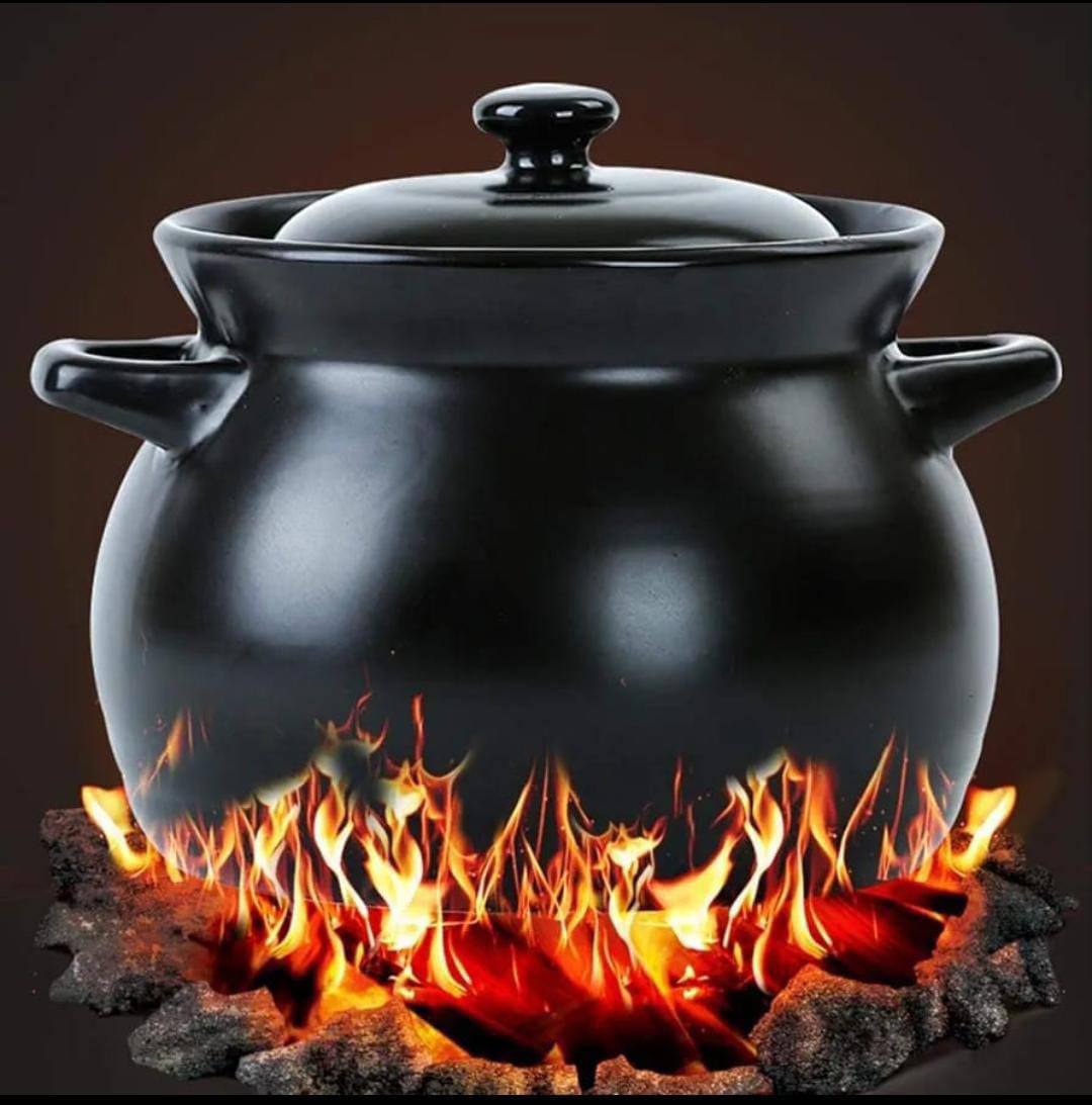 Porcelain Cooking pot