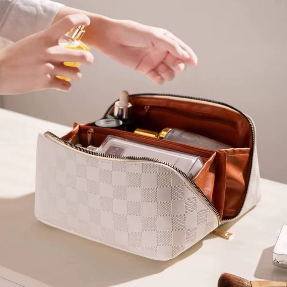 Pu leather cosmetic storage bags