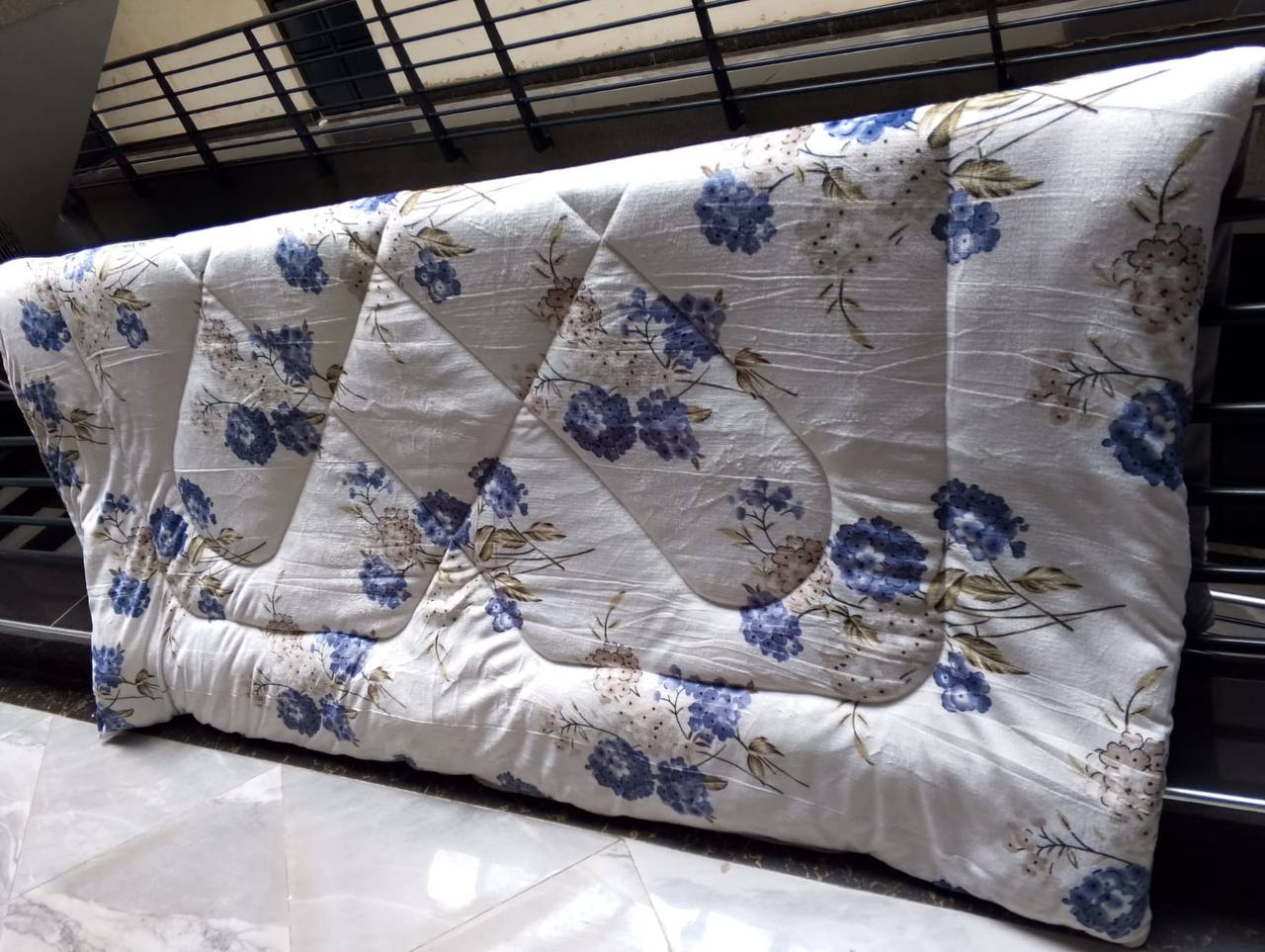 Warm Single Woolen Blankets