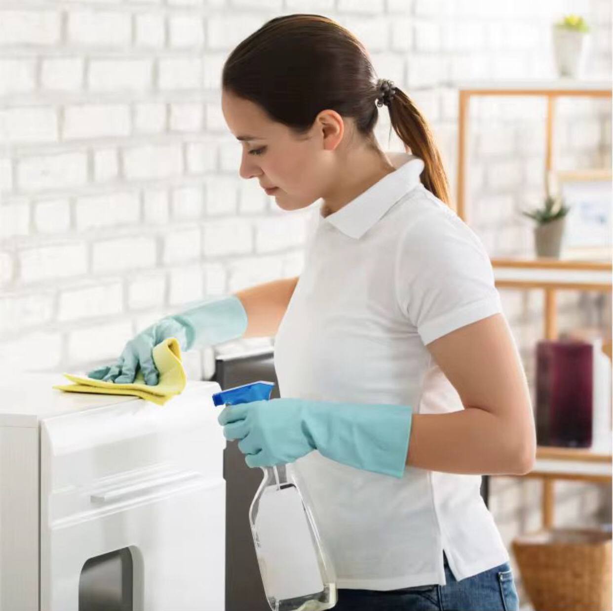 Reusable heavy duty household gloves
