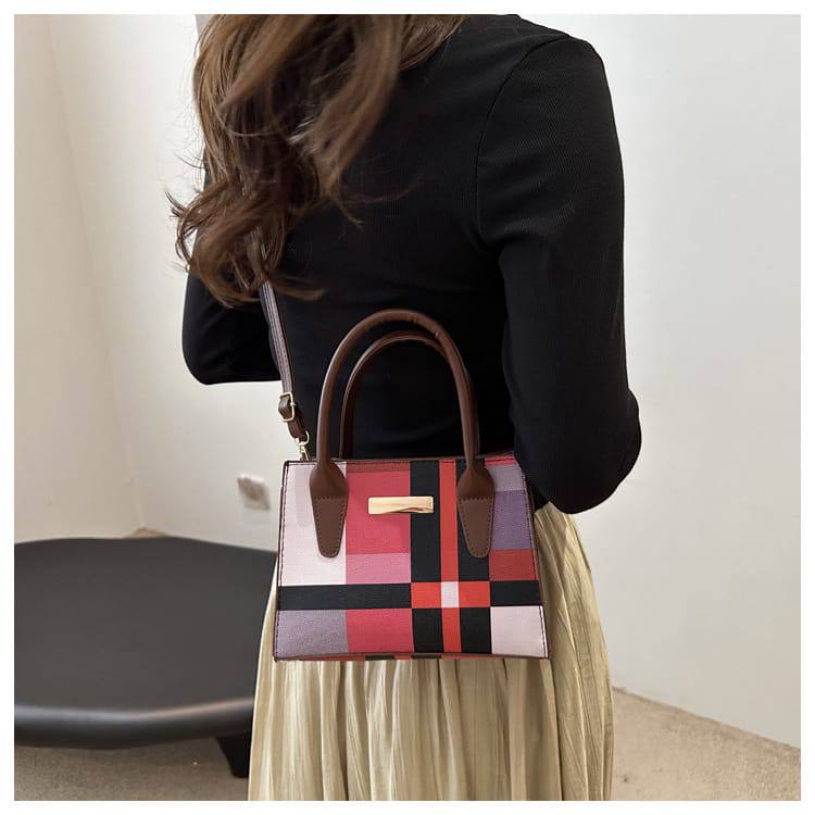 Trend fashion collision color check bag