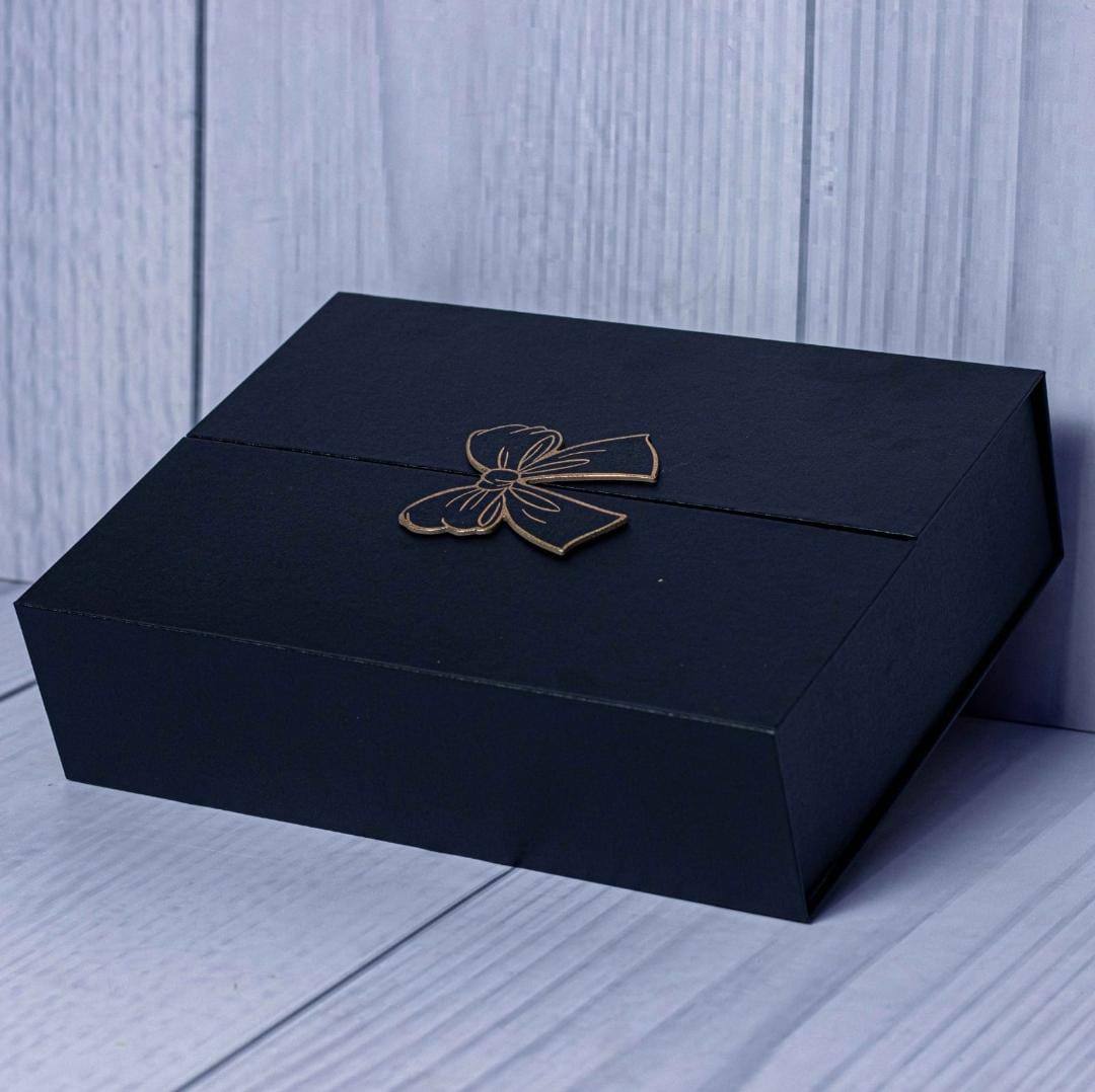 Magnetic Bow Luxurious  Gift Box