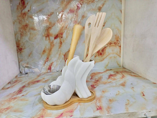 Ceramic spoon rest and mwiko