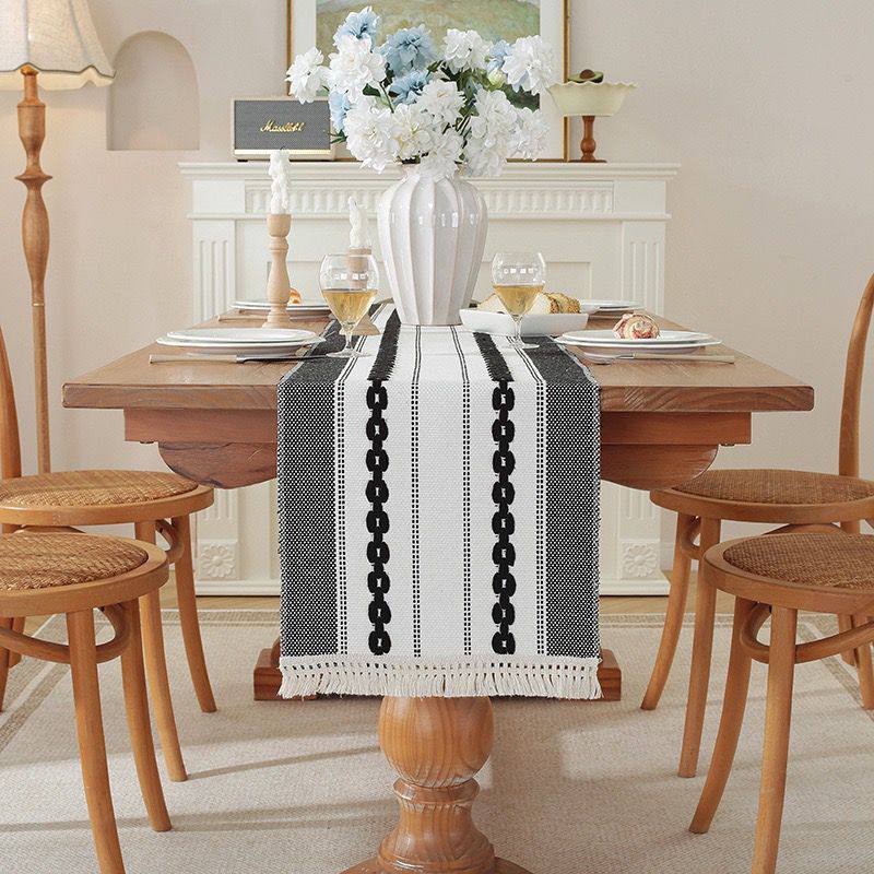 Modern Simple Tassel Cotton Linen Table Runner