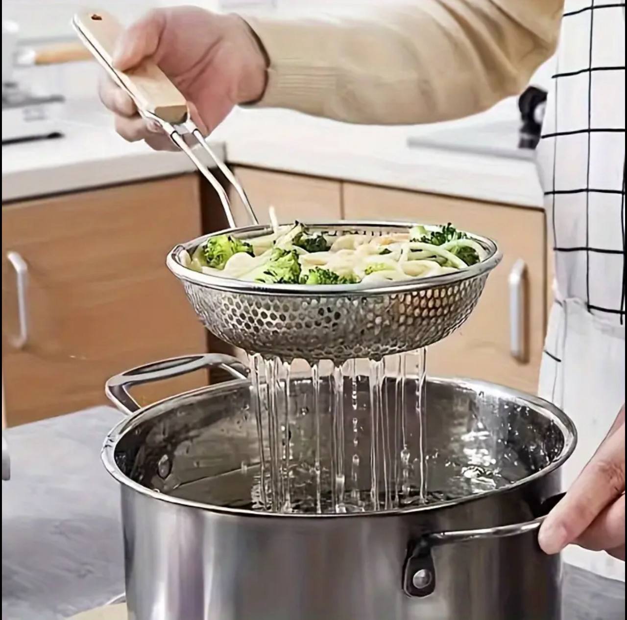 Stainless steel skimmer with wooden handle