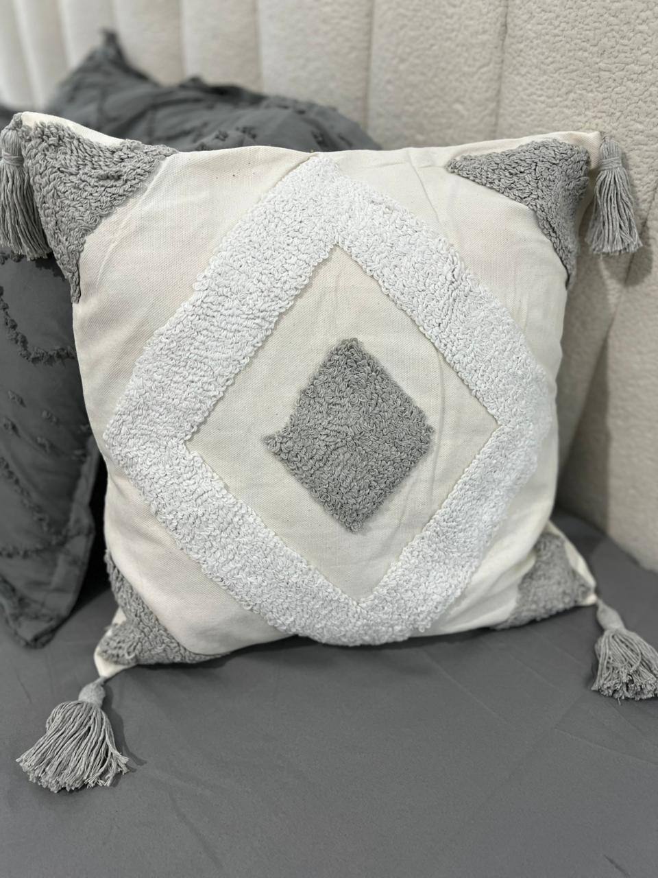 Fancy TUFTED/BOHO throw pillow covers with tassels
