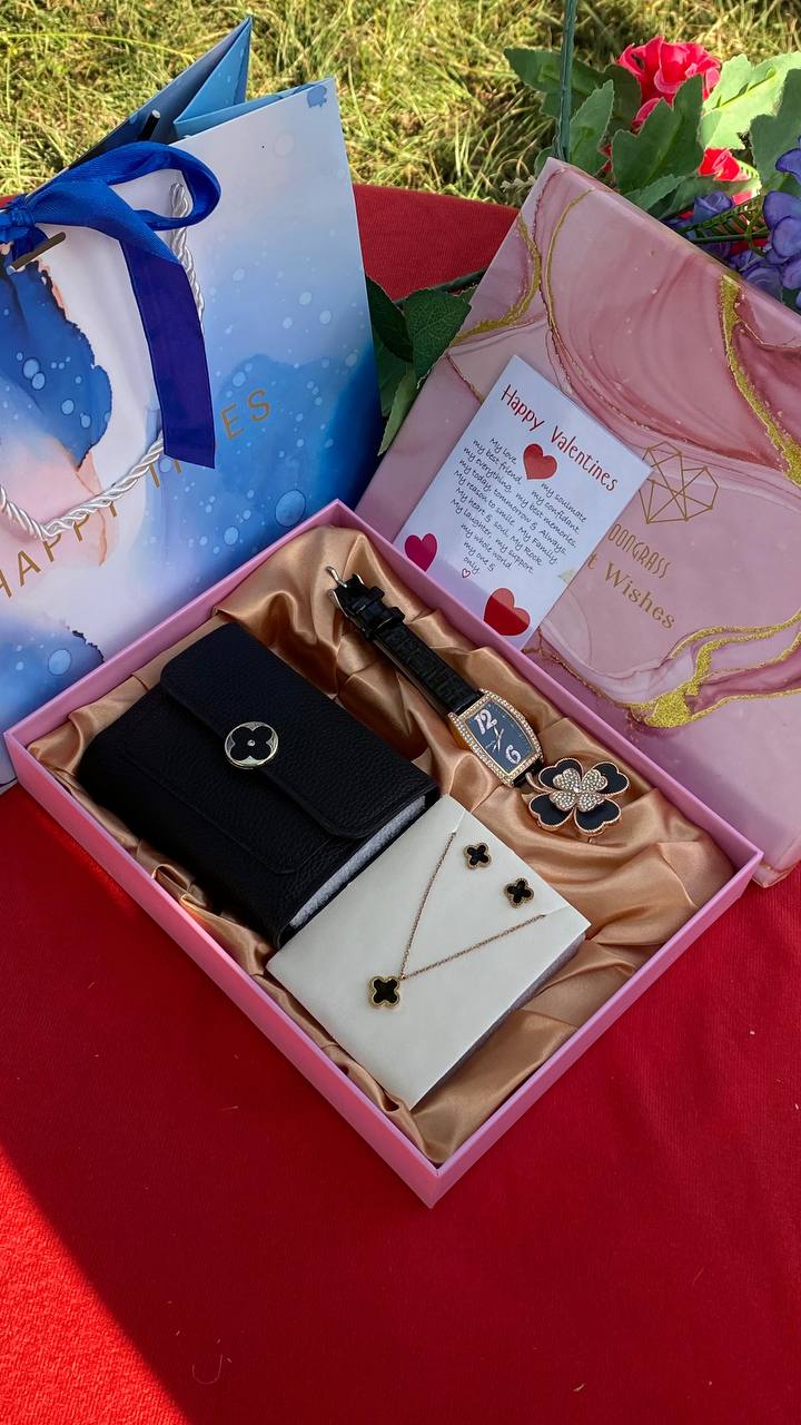 HOT VALENTINES LADIES GIFT SET