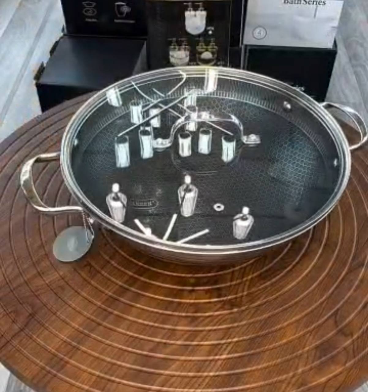 Premium Quality 30 CM WOK PAN* 4.5 Ltrs