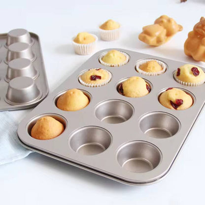 Nonstick 12 hole cupcake baking tin