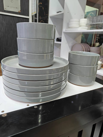 premium quality bowls and plates set