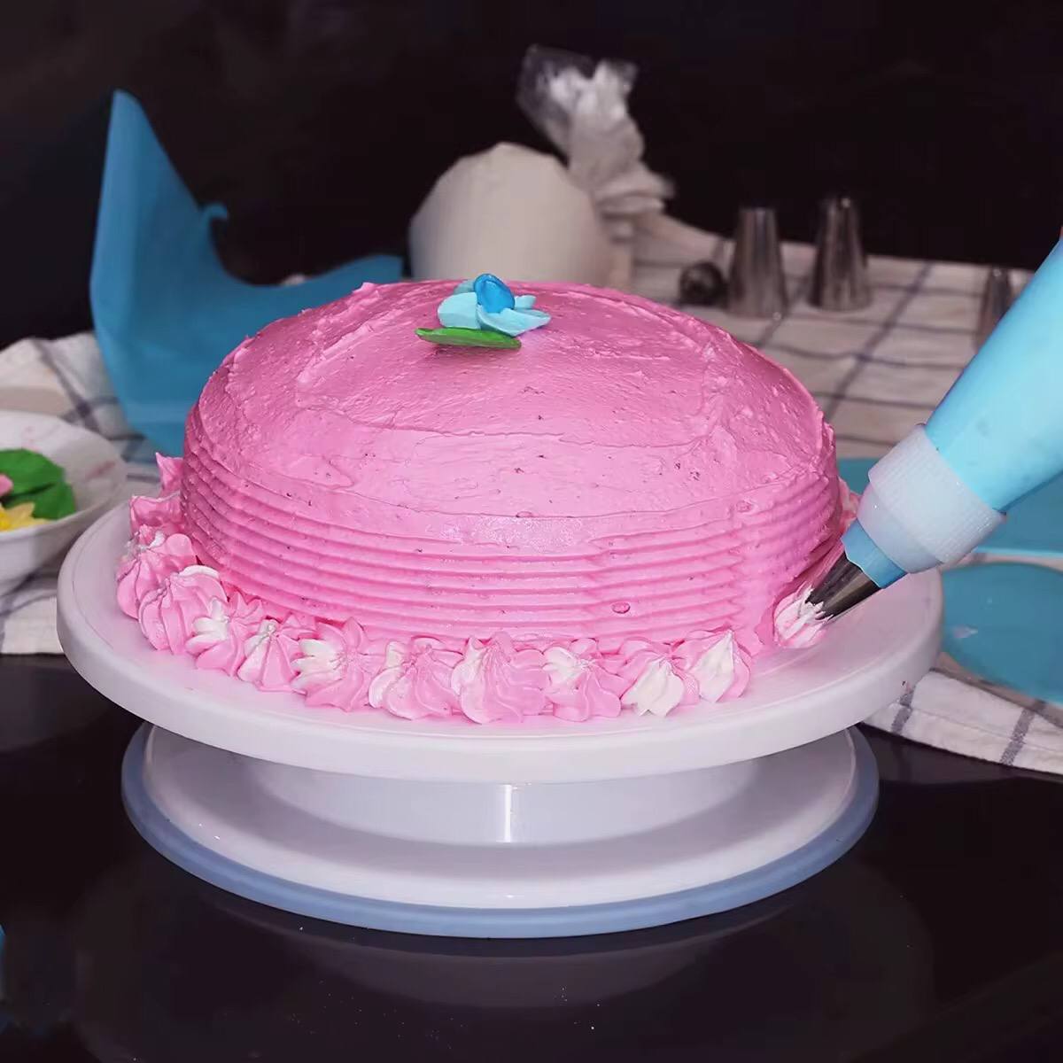 106pcs cake decorating set