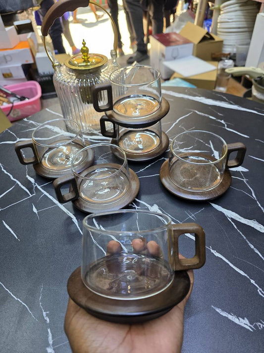 Retro style Tea & Coffe Cup with Friendly wooden Handle