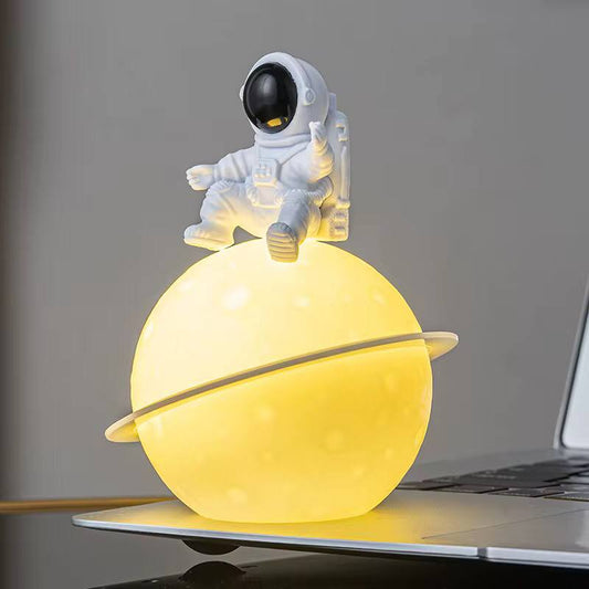 Astronaut Bedside Lamp / Desktop Decor.