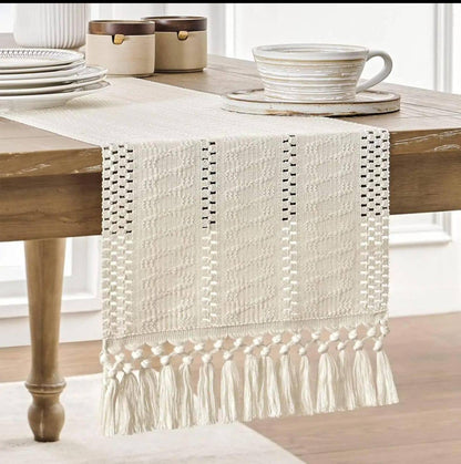 High quality Boho woven  table runner/bed runner with tassels