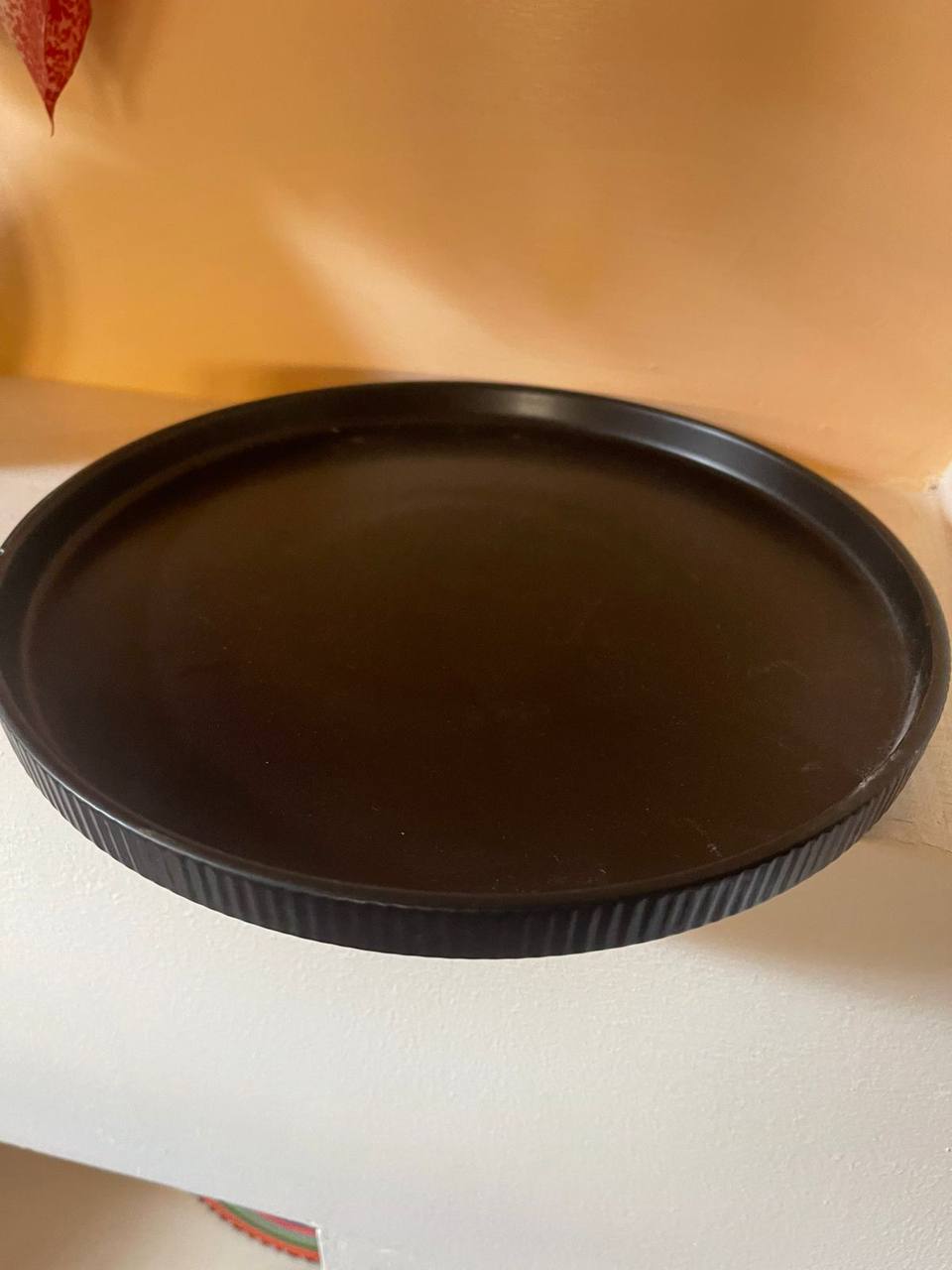 Black plates